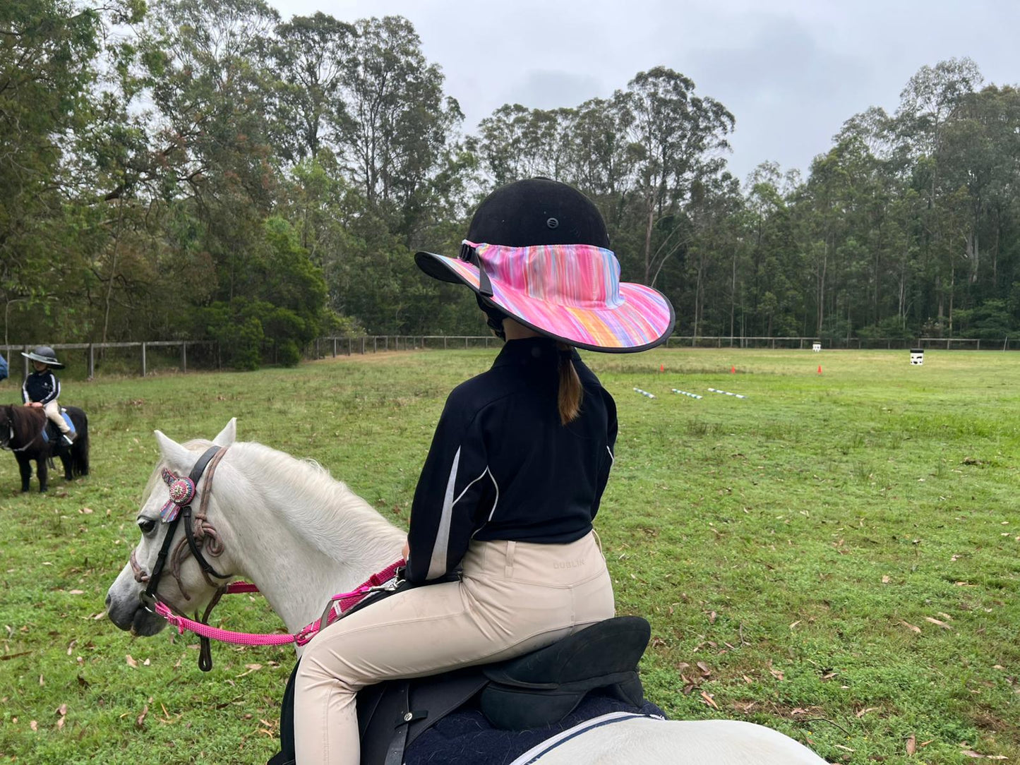 Helmet Brim Equest Petite